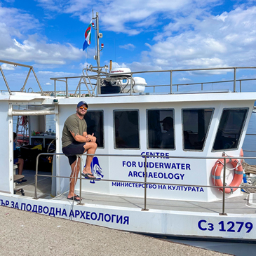 Underwater archaeologist Efrain Ocasio joined an international student dive expedition in Bulgaria this summer.